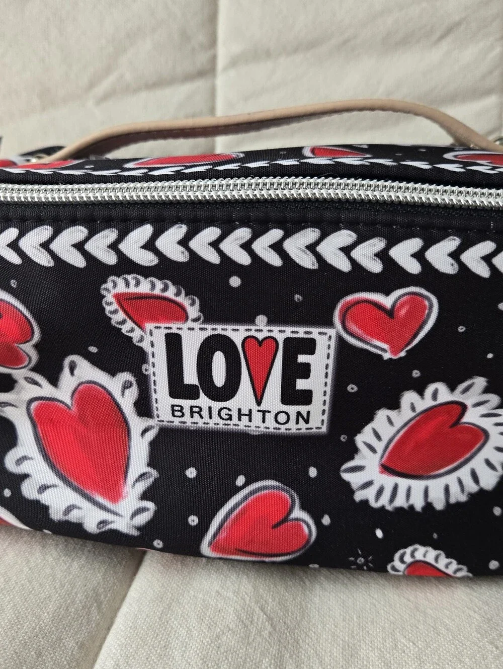 Brighton Hearts Flutter‎ Cosmetic Bag Compact Travel Organizer